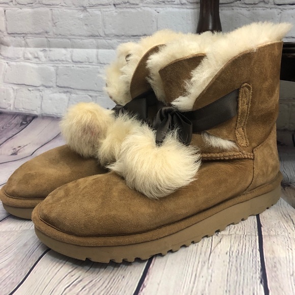 ugg pompon ugg pompon